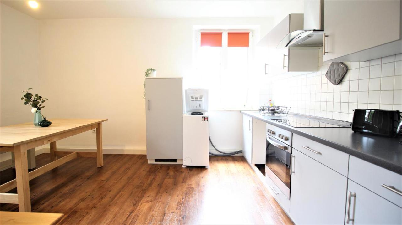 Apartment Zentral Wohnen - Inkl. Privatem Stellplatz Wurzburg