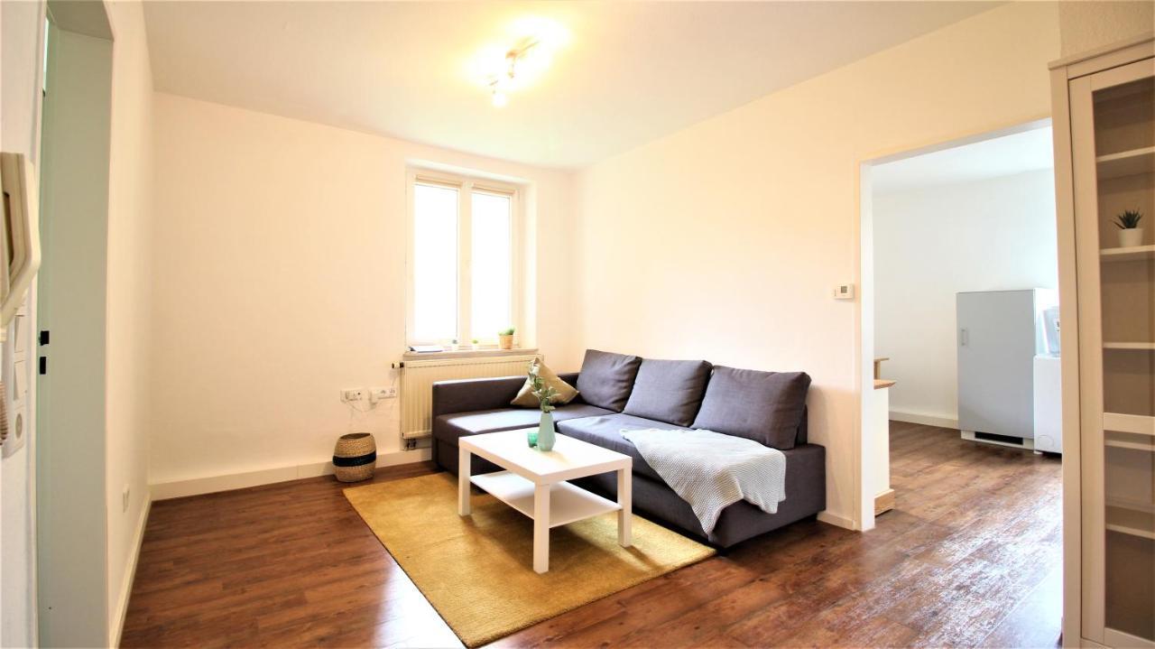 Zentral Wohnen - Inkl. Privatem Stellplatz * Wurzburg